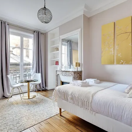 Amazing Studio 2p- Place De Clichy Παρίσι